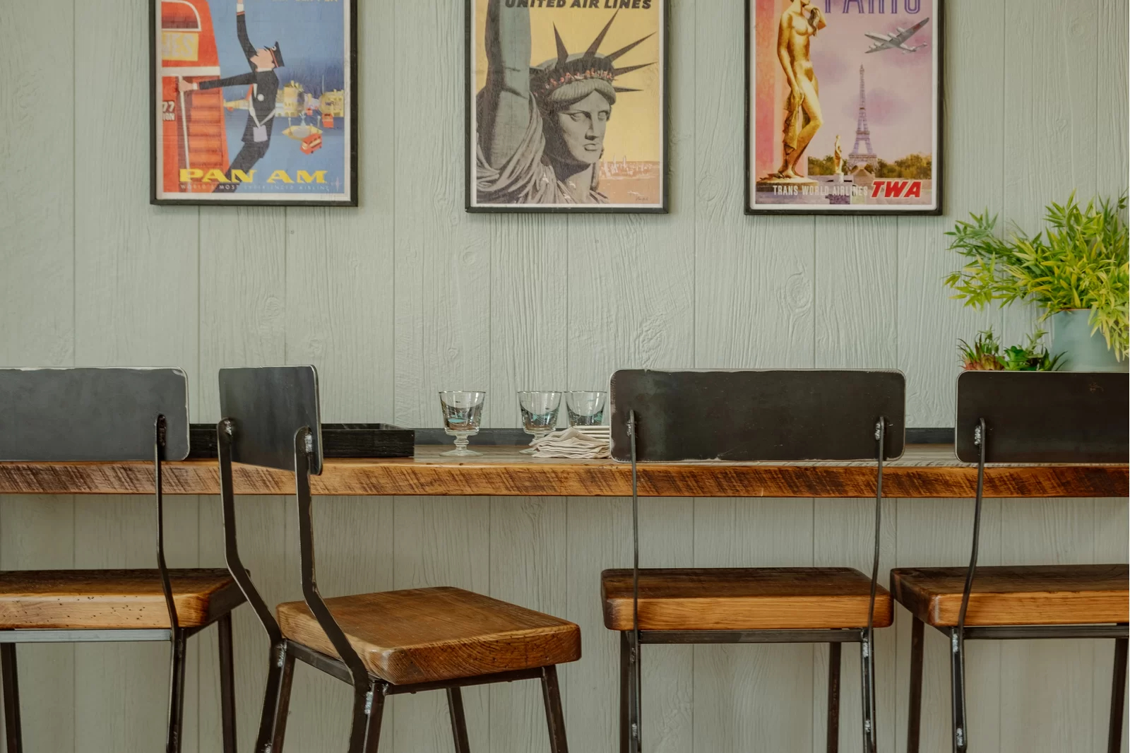 【Furniture】4 - Person Counter Height Dining Set